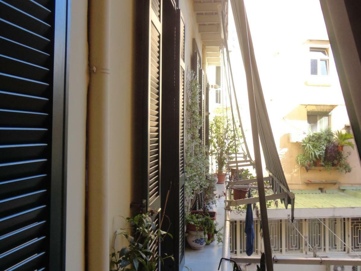 Mezzocannone Holiday House Napoli Exterior foto